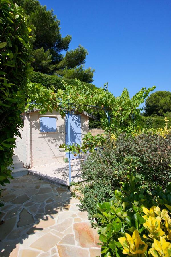 Villa Le Port D'Attache Валлорис Экстерьер фото